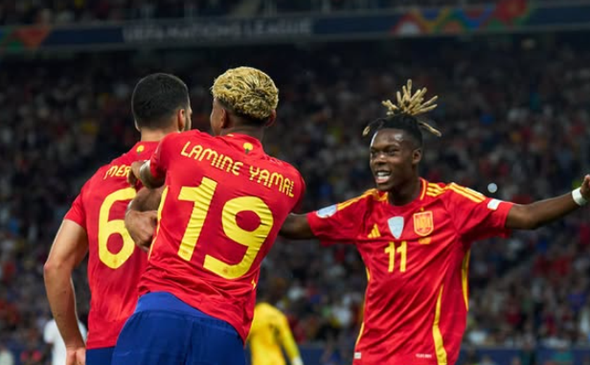 Espanha vence a França em jogo de nove gols e faz a final da Liga das Nações contra Portugal