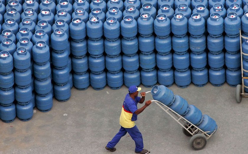 Petrobras reduz preço do gás de cozinha pago pelas distribuidoras