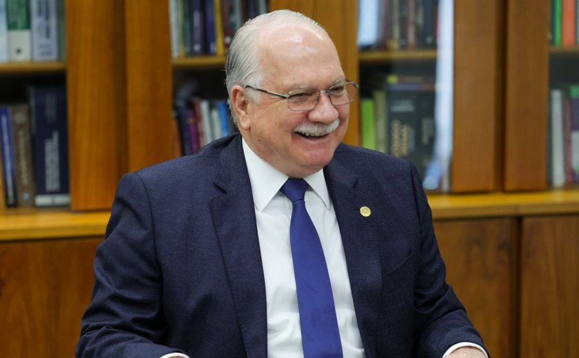 Ministro Edson Fachin é eleito o novo presidente do STF até 2027