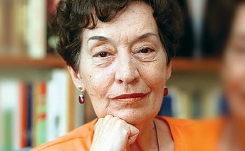 Economista Maria da Conceição Tavares declara voto em Manuela d&#8217;Ávila