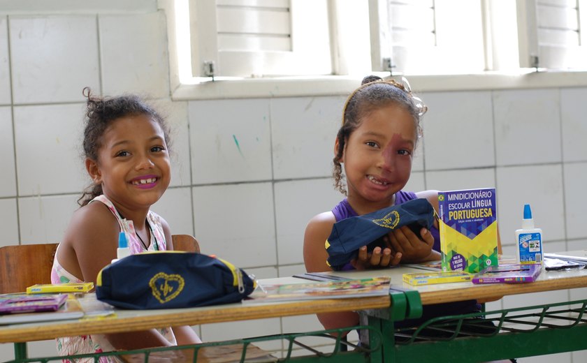 LBV celebra 36 anos de atuação em Maceió com entrega de kits escolares
