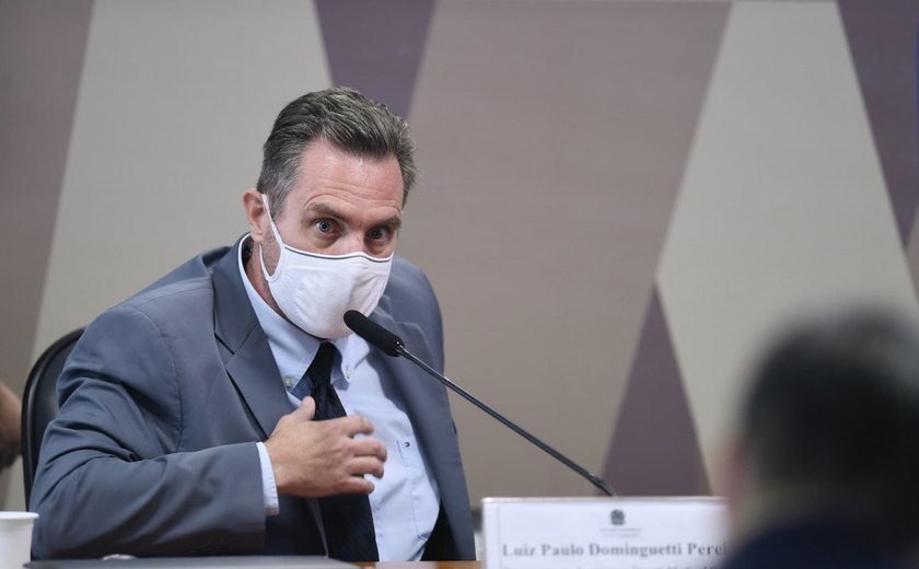 Dominguetti diz que Luis Miranda negociou compra de vacina; deputado contesta