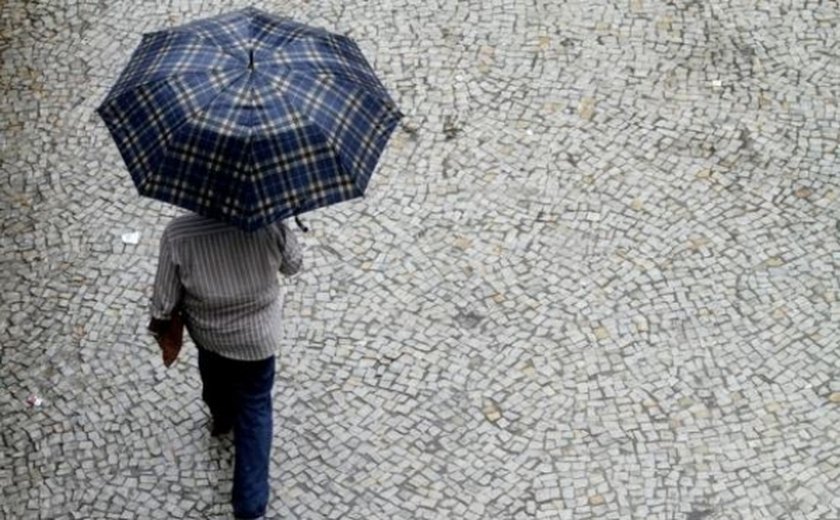 Previsão aponta chuvas rápidas no fim de semana em três regiões de AL