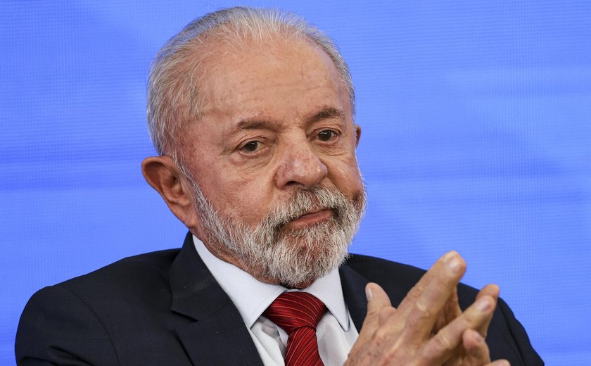 Lula compara Bolsonaro com rato e diz que ex-presidente mandou filho ir para os EUA: 'Uma vergonha'
