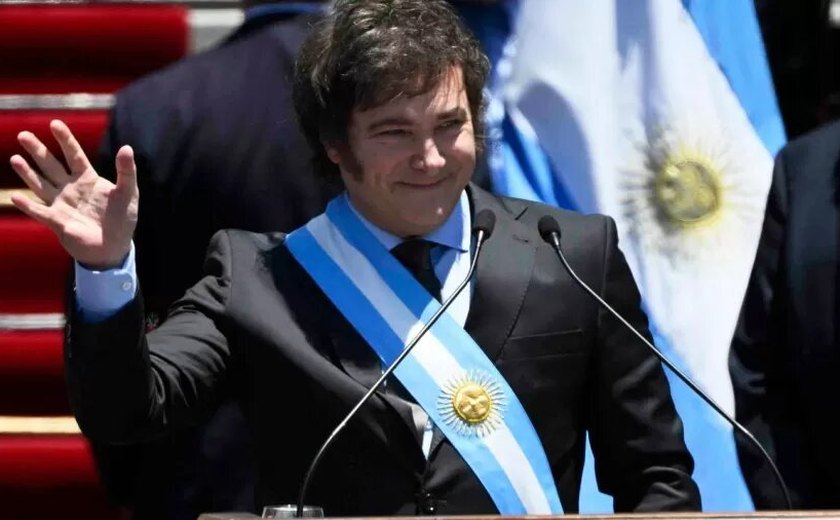 Governo Argentino de Javier Milei cancela mais de 27 mil Benefícios Sociais