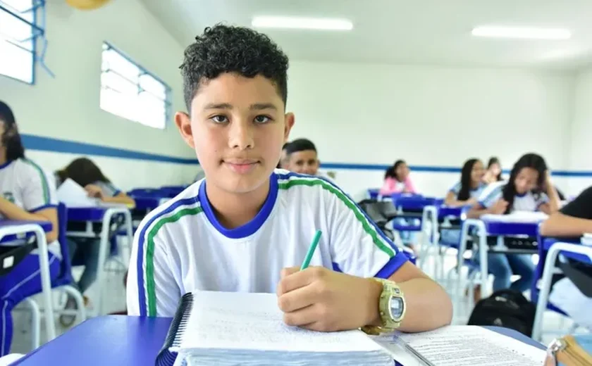 Estão abertas as matrículas para alunos novatos em escolas e creches de Arapiraca