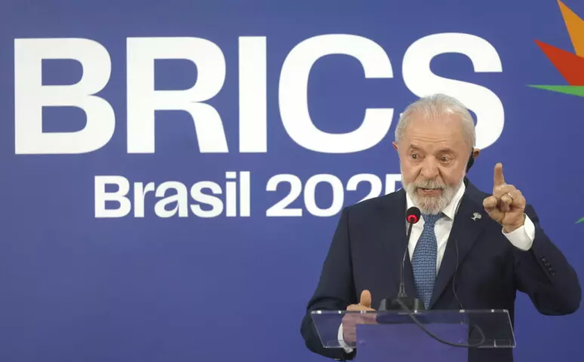 'Cada país é dono do seu nariz', diz Lula a Trump