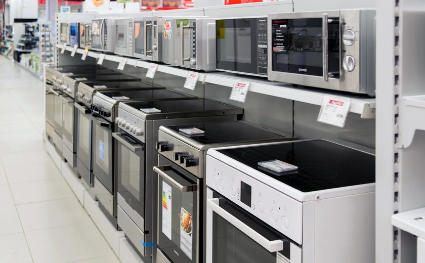 Philco demite 800 trabalhadores e relaciona decisão à queda na venda de TVs e micro-ondas