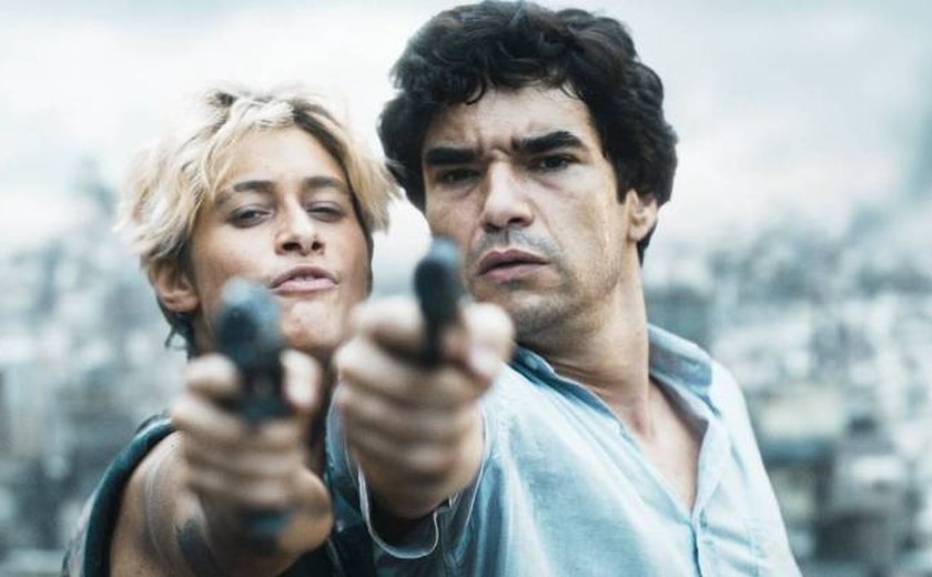 Filme com Caio Blat e Luisa Arraes transporta sertão de Guimarães Rosa para a favela do presente