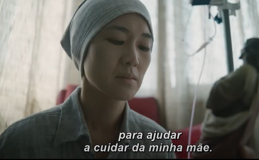De Wayne Wang, ‘De Volta para Casa’ aproxima uma mãe doente e seu filho