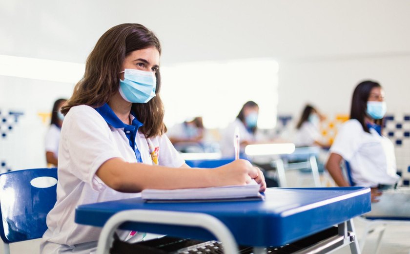 Seduc comemora o Dia Mundial da Educação e relembra investimento histórico na rede pública