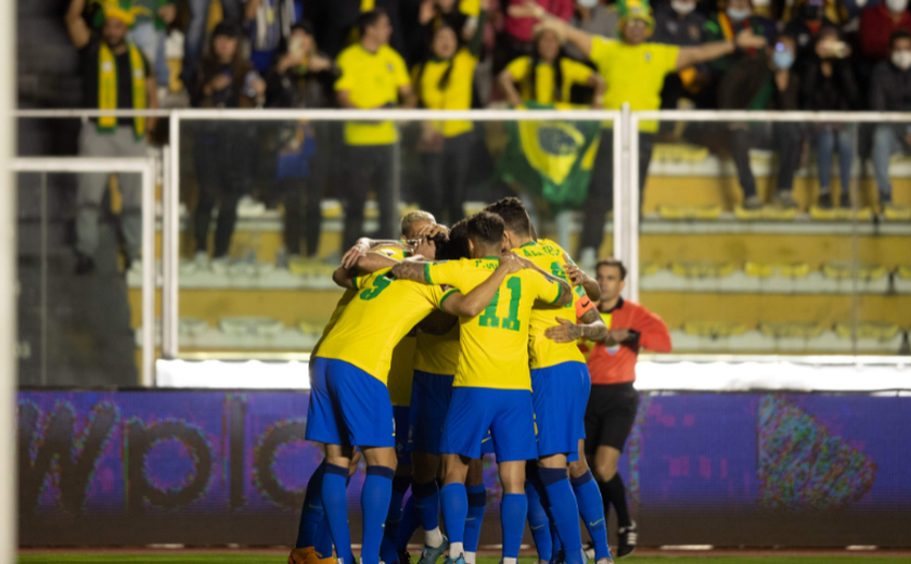 Brasil não dá bola para altitude de La Paz e goleia a Bolívia nas Eliminatórias