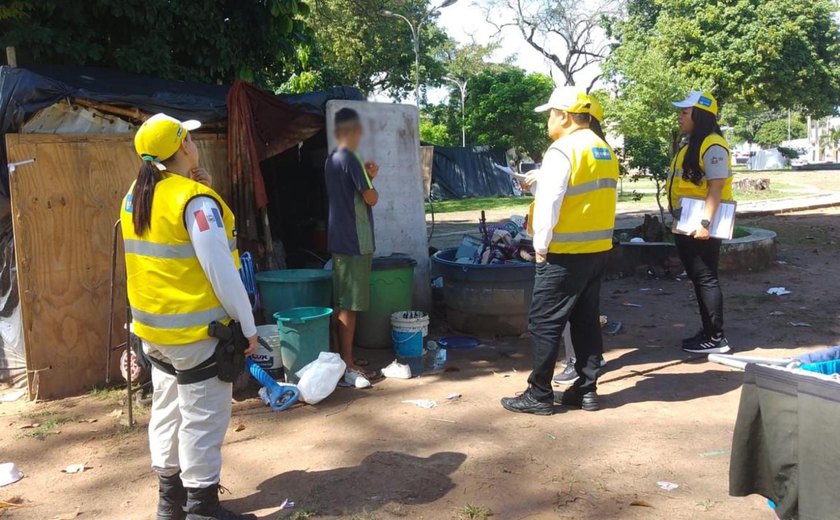 Famílias em situação de rua deixam Praça Sinimbu e são acolhidas com apoio do Governo de Alagoas