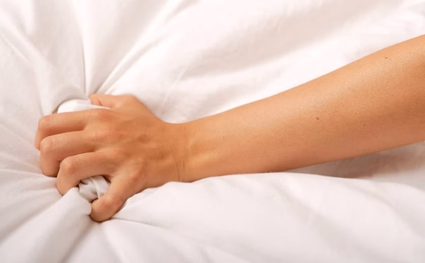 Homens têm até 30% mais orgasmos do que mulheres (e em todas as idades), diz estudo; entenda
