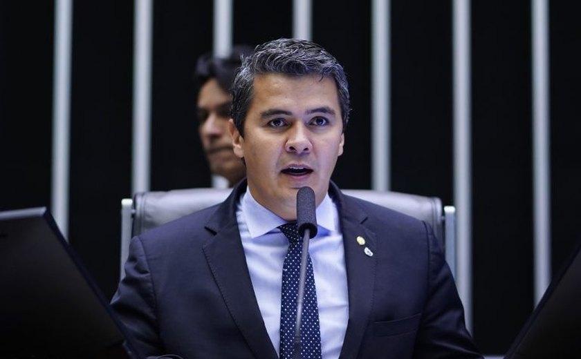 Comissão de Constituição e Justiça aprova reconhecimento do jogo de queimada como modalidade esportiva