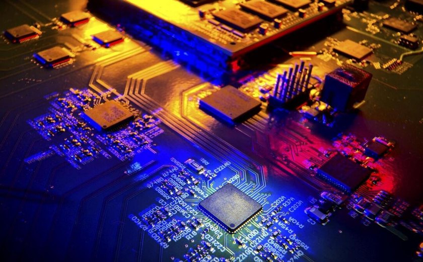 Fabricantes de chips vão repassar 15% aos EUA por vendas de IA à China, diz mídia