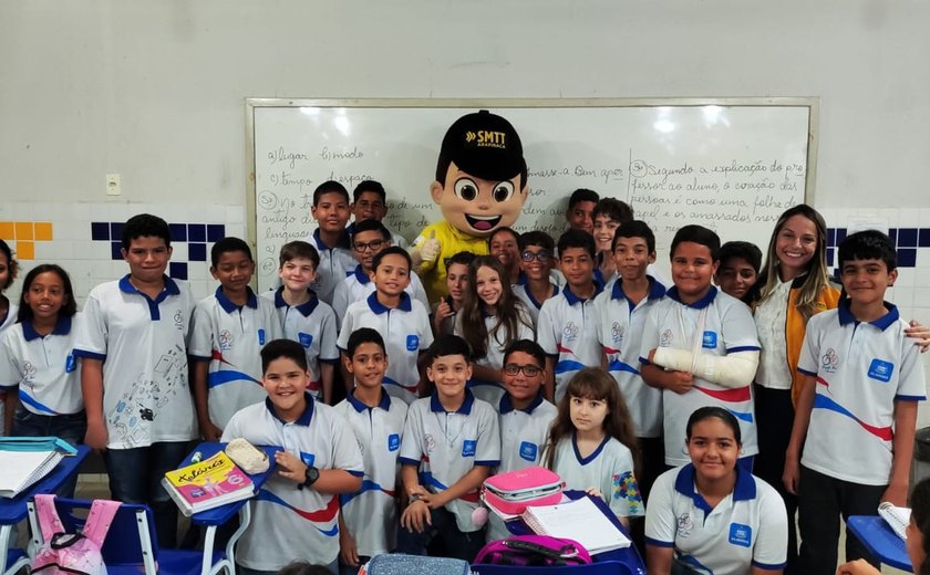 SMTT Arapiraca dá início ao Maio Amarelo com palestras educativas