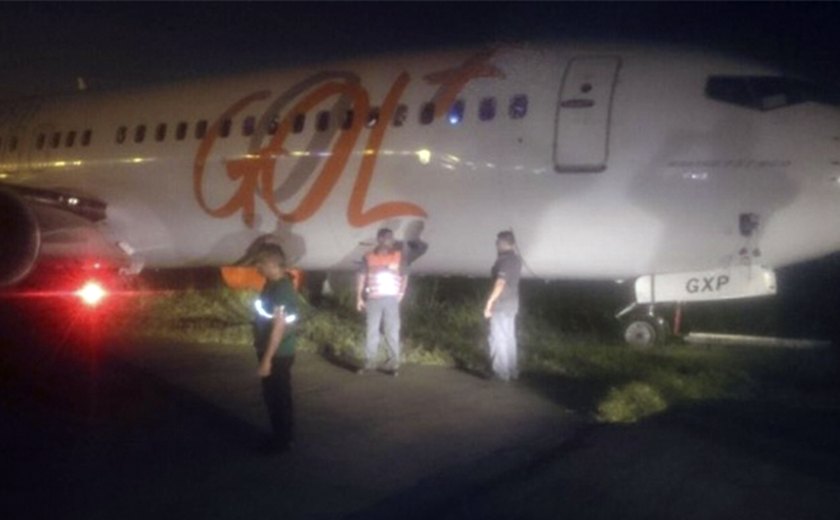 Avião da Gol derrapa na pista do Aeroporto Santos Dumont