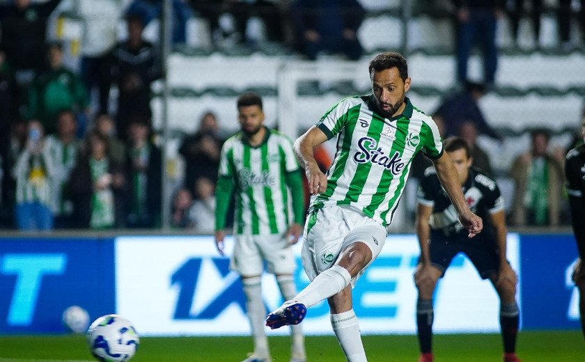 Juventude acaba com a empolgação do Vasco, vence e fica perto de deixar a zona de rebaixamento