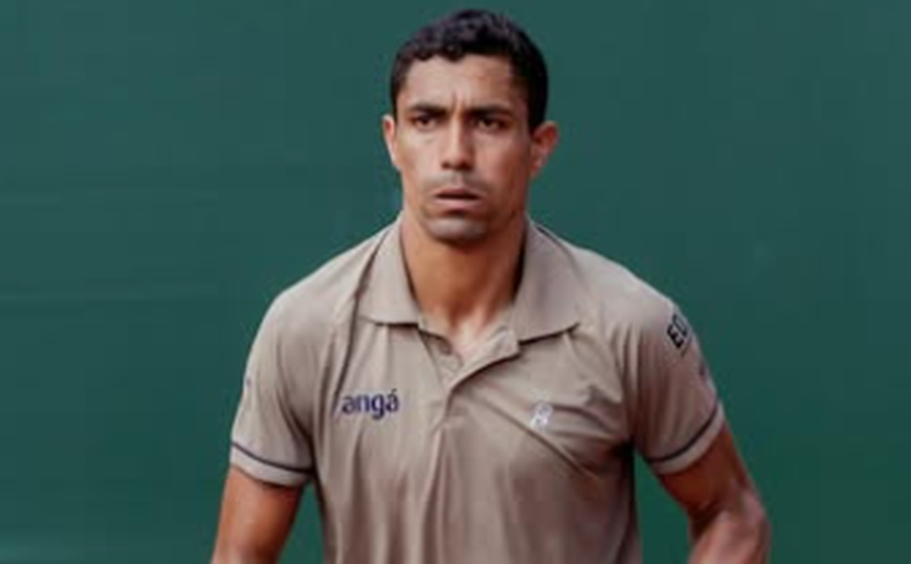 Thiago Monteiro salva 3 match points, mas perde do 86º do mundo na estreia em Roland Garros