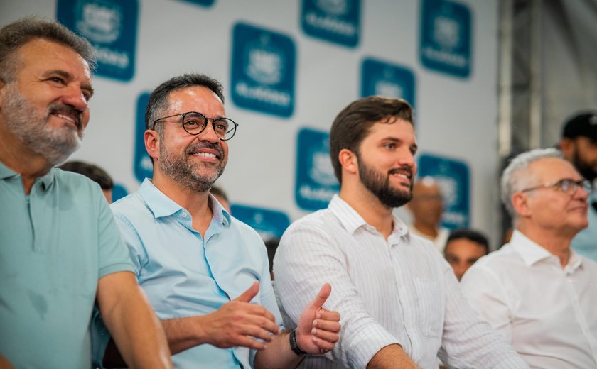 Governo de Alagoas entrega pavimentação asfáltica em Traipu
