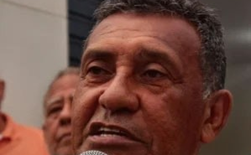 Com grito de 'Fora, Reis' e apoio de caciques do PT do Rio, Zito oficializa candidatura em Caxias