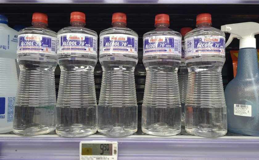 Álcool 70%: como estocar o produto em casa? Veja as regras e os riscos