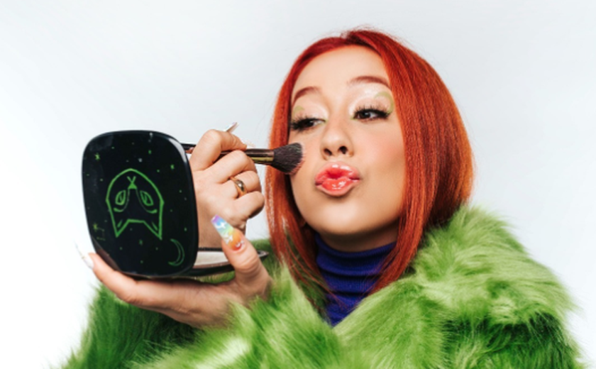 Camila Pudim é indicada ao Prêmio Jovem Brasileiro na categoria de Melhor Influencer de Make