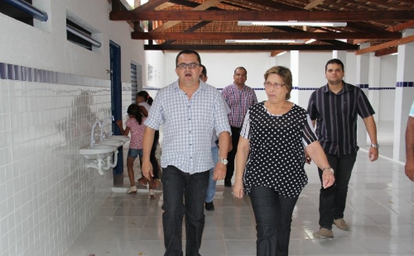 Arapiraca: Prefeita Célia Rocha entrega reforma e ampliação de Escola da Boa Vista