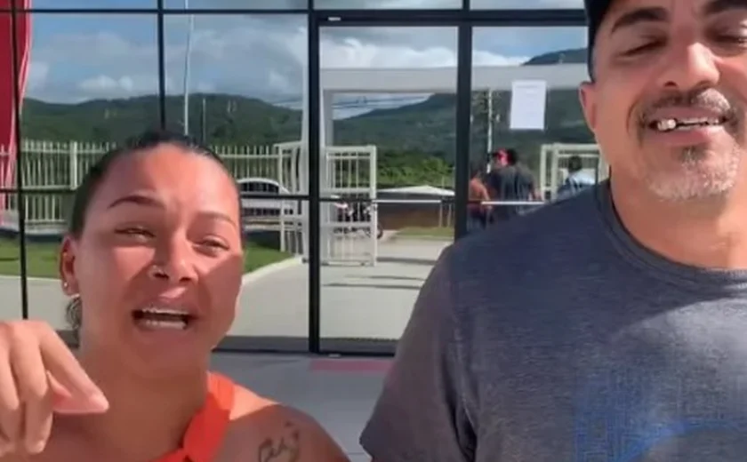 Influencer conhecido como 'Segurança do Amor' deixa prisão e nega envolvimento com facção