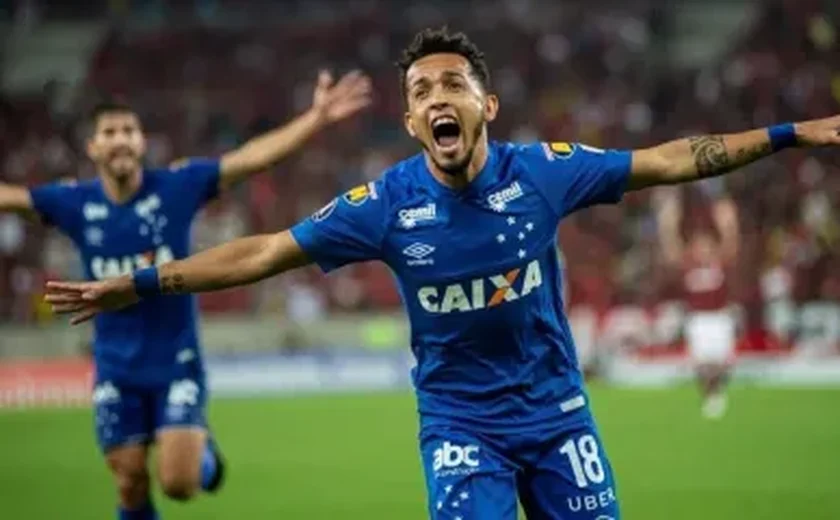 Rafinha, ex-Cruzeiro, tem rede invadida por argentinos após ser confundido com xará da seleção