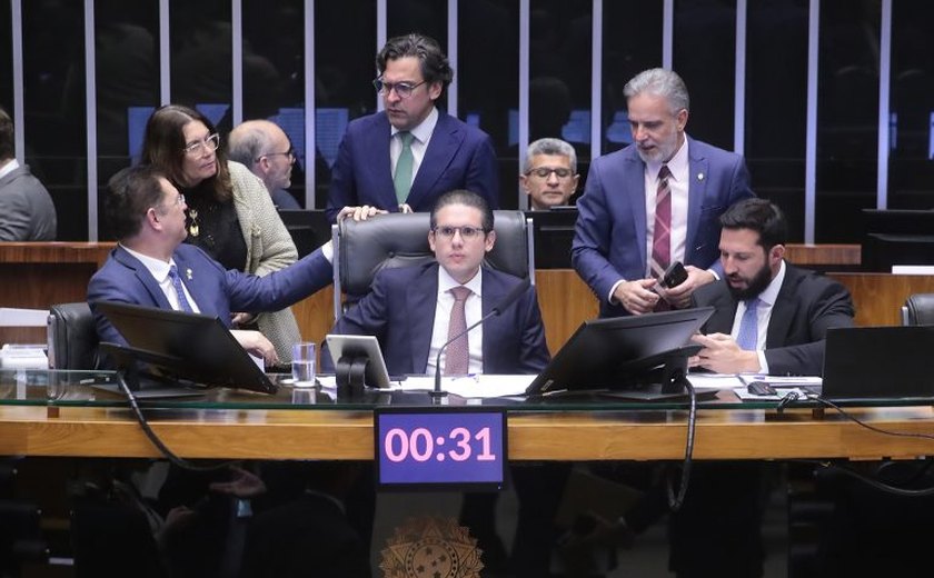 Câmara aprova MP que reformula crédito consignado para trabalhador do setor privado