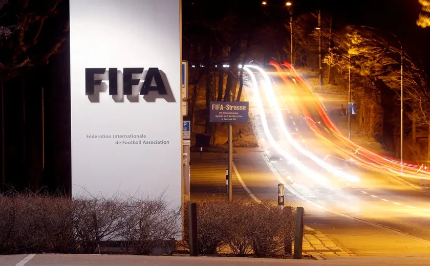 Flamengo é avisado que Fifa bancará salários de Pedro e tenta convencer CBF a pagar direitos