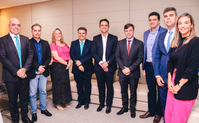 Diretoria da OAB/AL recebe o pré-candidato ao Governo de Alagoas Rui Palmeira