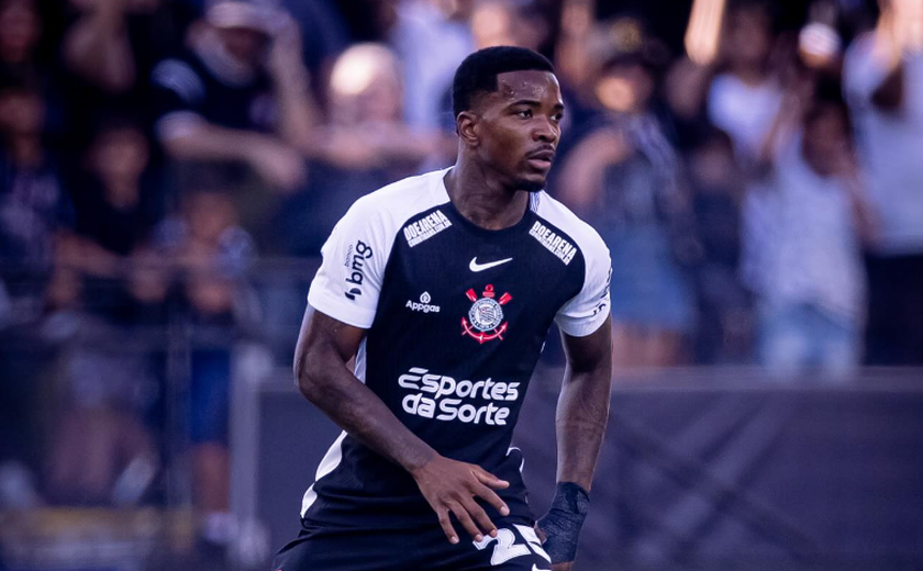 Corinthians: zagueiro Cacá é assaltado por dois motoqueiros no Tatuapé e tem celular levado