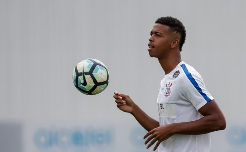 Goleador da Copinha em 2017, Carlinhos ressurge pelo Nova Iguaçu na artilharia do Carioca