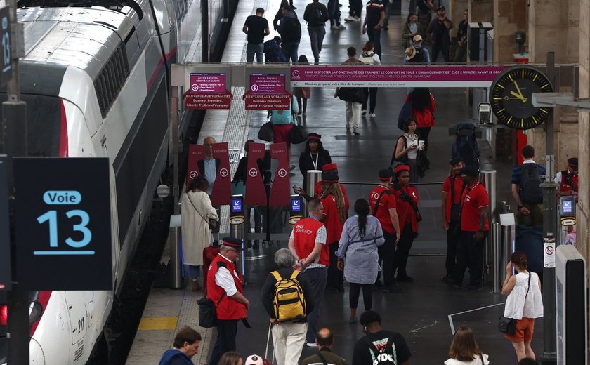 Giro Internacional: bomba da Segunda Guerra é encontrada em Paris