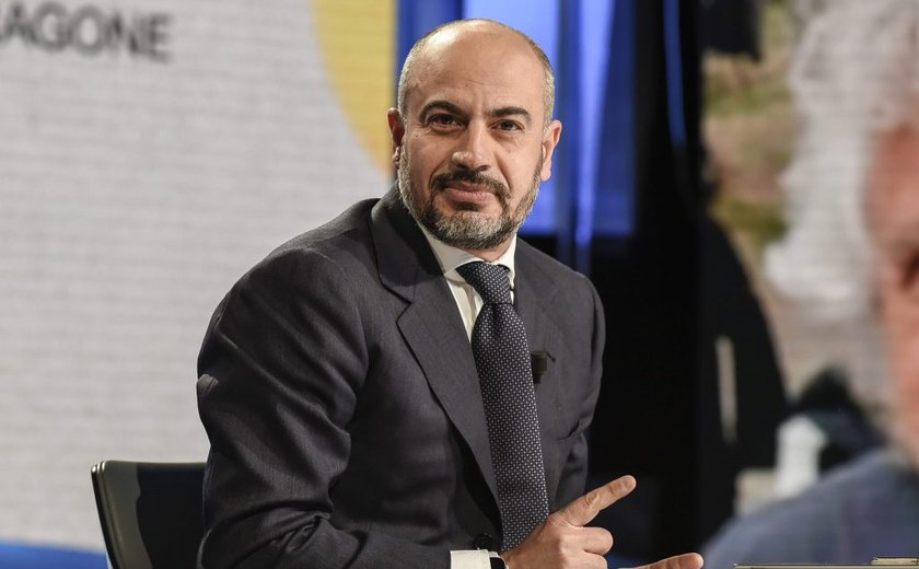 Senador italiano lança o partido Italexit e quer tirar país da União Europeia