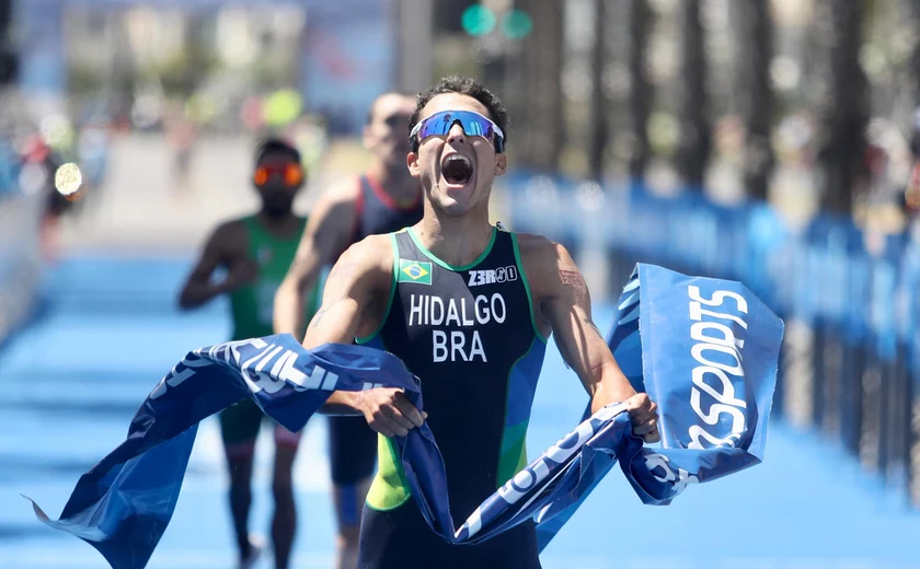 Brasil conquista no Pan de Santiago o bicampeonato no revezamento misto de triatlo