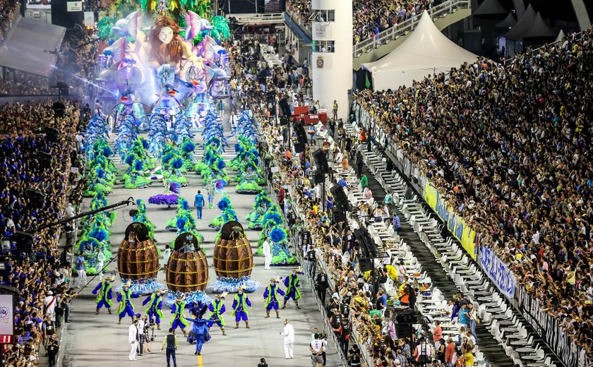Escolas de samba do Rio de Janeiro valorizam a cultura em 2024