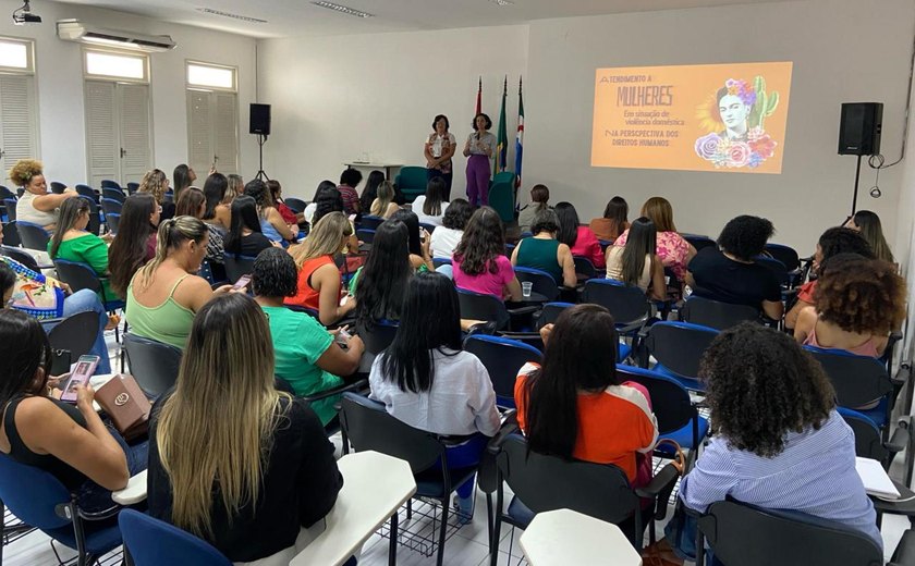 Secretaria da Mulher realiza formação em atendimento humanizado a mulheres negras e LGBTQIAPN+