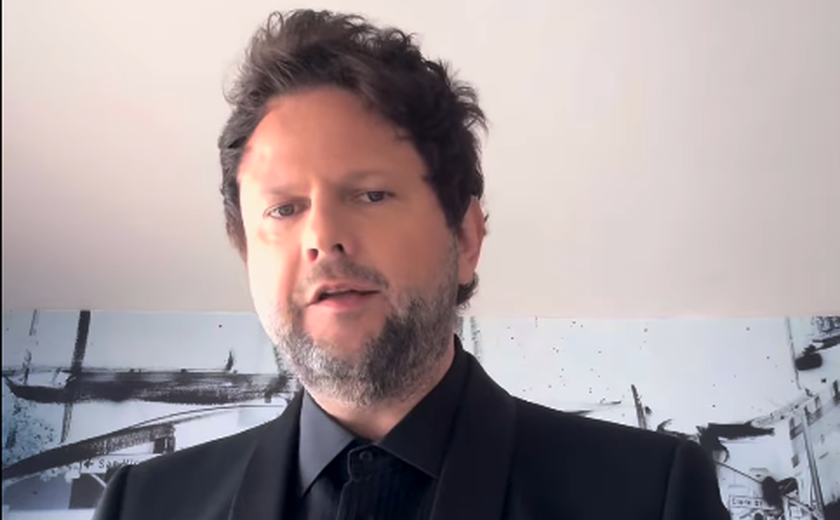 Selton Mello revela look do Oscar 2025 com homenagem a Rubens Paiva e à mãe; veja