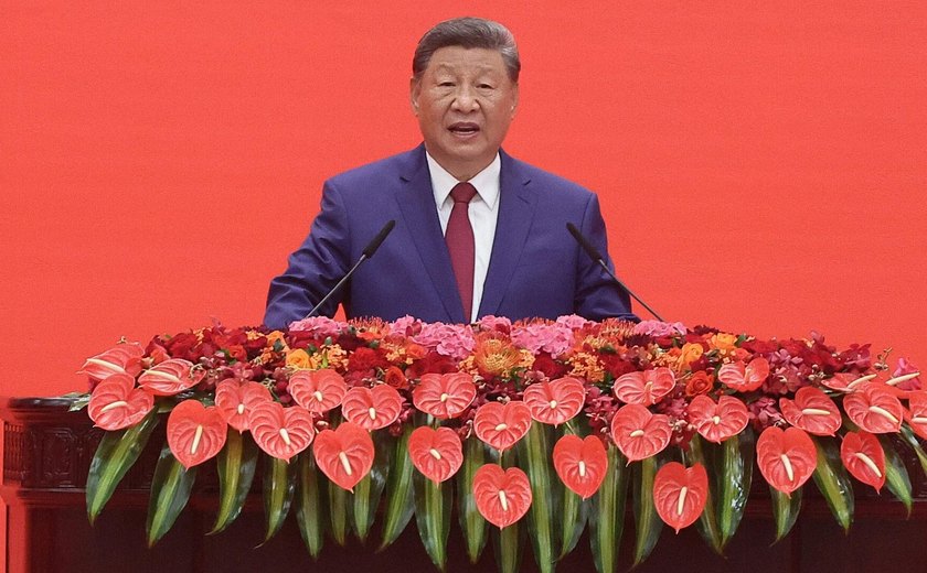 China revela míssil balístico intercontinental de alcance planetário em desfile militar (FOTOS)