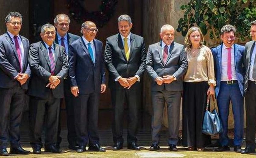 Equipe de transição de Lula tem ex-ministros presos por corrupção