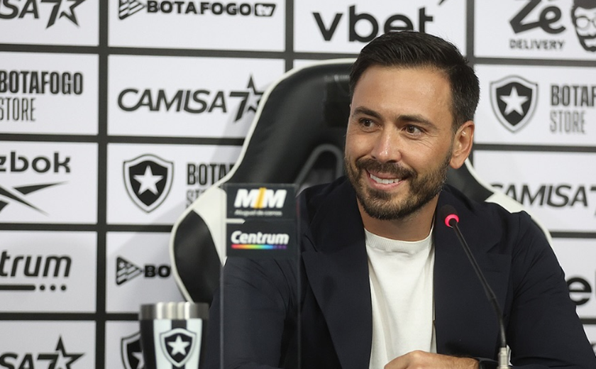 Davide Ancelotti explica relação com o pai e enaltece Botafogo: 'Minha trajetória começa hoje'