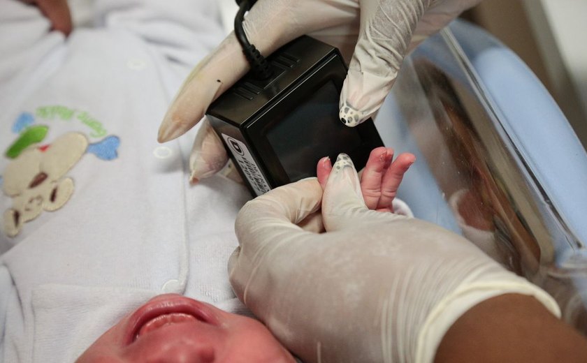 Taxa de fecundidade no Brasil cai para 1,57 filho por mulher