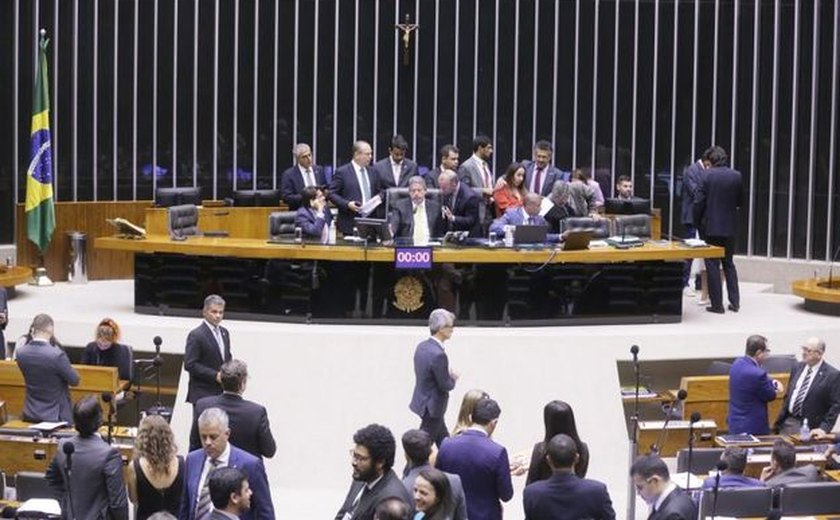 Câmara aprova projeto que torna hediondos crimes sexuais contra crianças