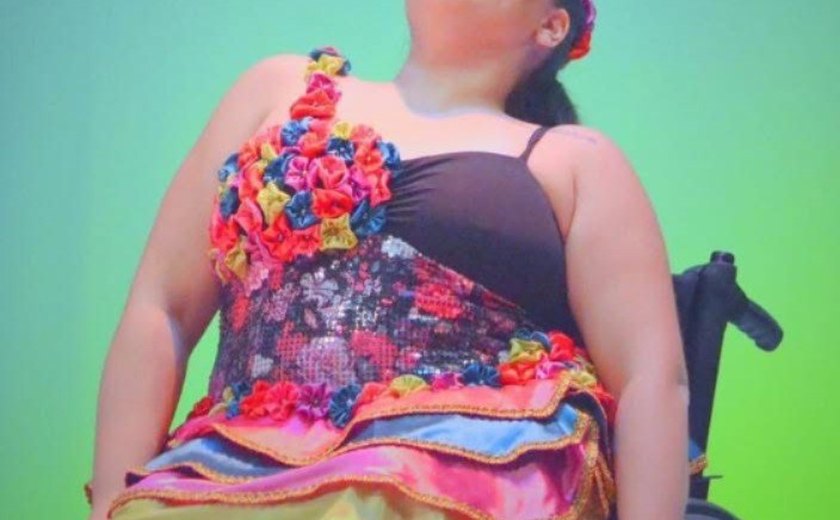 Bailarina cadeirante Gabriela Amorim se apresenta na Vila de São João da Gogó da Ema nesta sexta (13)