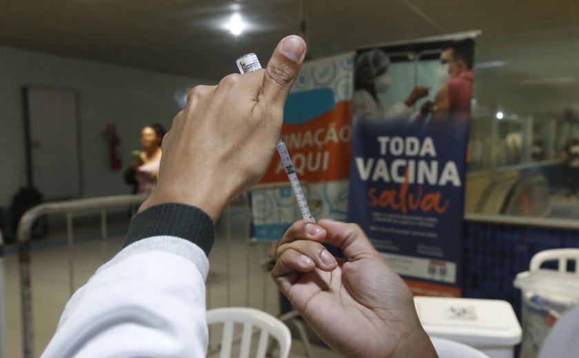 Gripe: São Paulo inicia vacinação em estações e terminais na segunda
