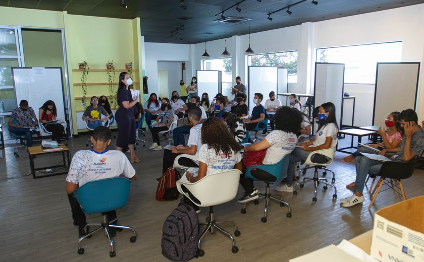 Alunos da rede estadual de ensino participam de Oficina de Formação em Empreendedorismo